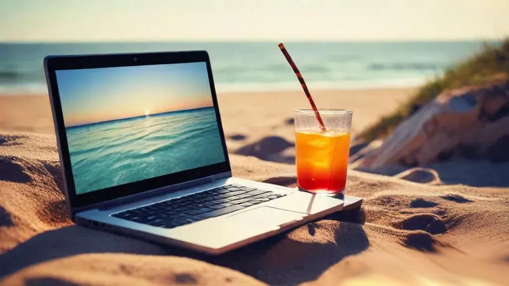 Sommerloch - Laptop on the beach